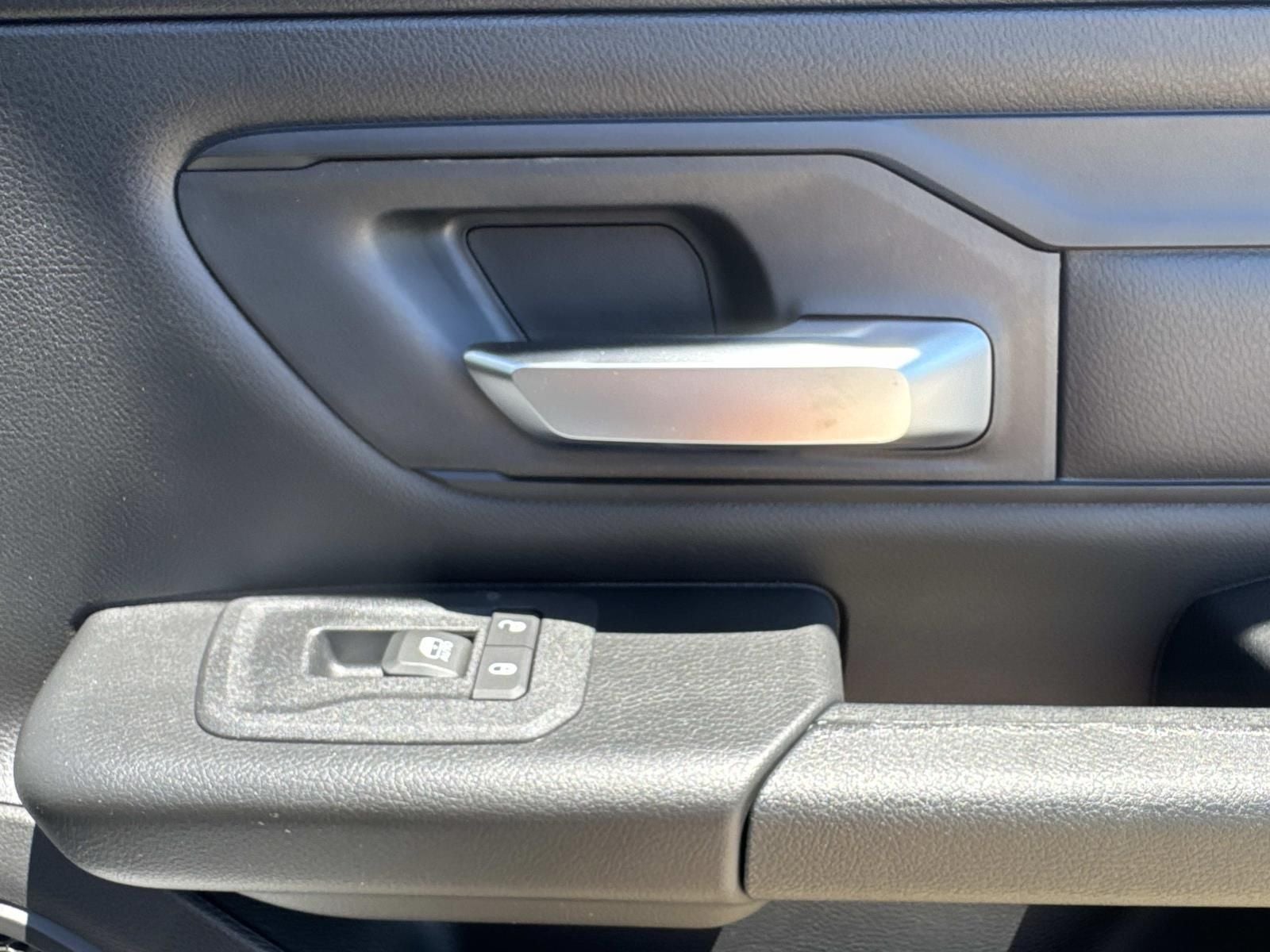 2026 RAM Ram 1500 RAM 1500 TRADESMAN QUAD CAB 4X4 6'4' BOX