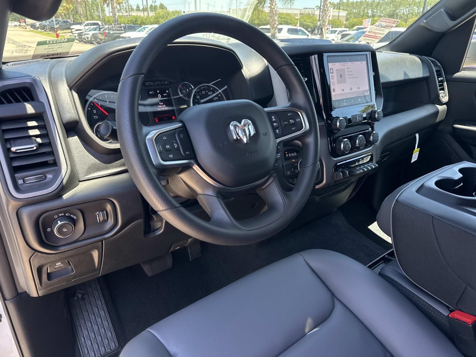 2026 RAM Ram 1500 RAM 1500 TRADESMAN QUAD CAB 4X4 6'4' BOX