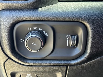 2026 RAM Ram 1500 RAM 1500 TRADESMAN QUAD CAB 4X4 6'4' BOX