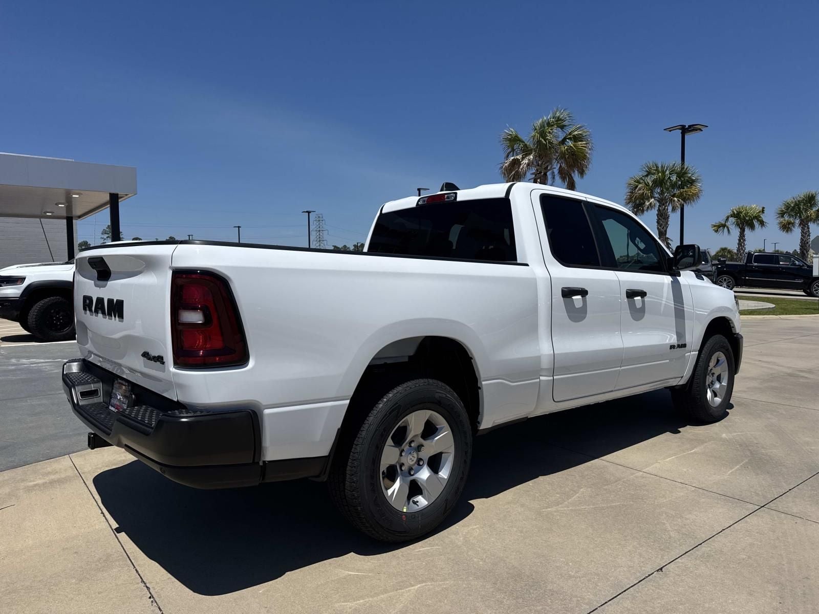 2026 RAM Ram 1500 RAM 1500 TRADESMAN QUAD CAB 4X4 6'4' BOX