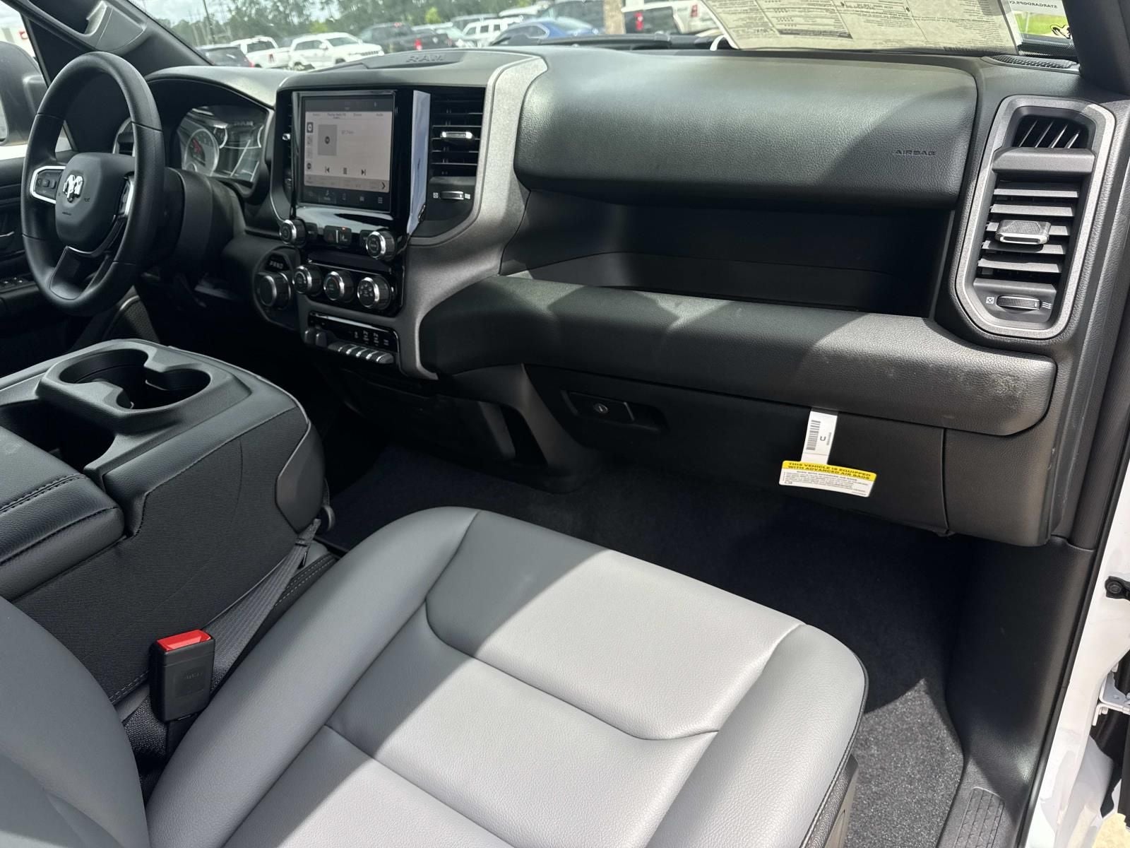 2026 RAM Ram 1500 RAM 1500 TRADESMAN QUAD CAB 4X4 6'4' BOX