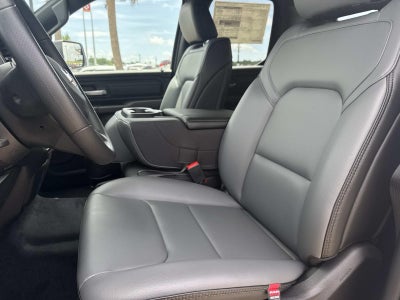 2026 RAM Ram 1500 RAM 1500 TRADESMAN QUAD CAB 4X4 6'4' BOX