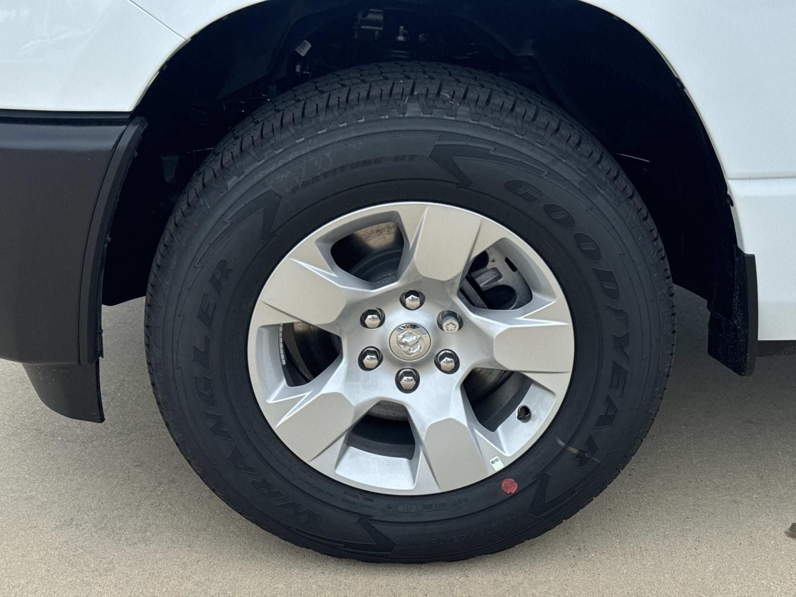2026 RAM Ram 1500 RAM 1500 TRADESMAN QUAD CAB 4X4 6'4' BOX