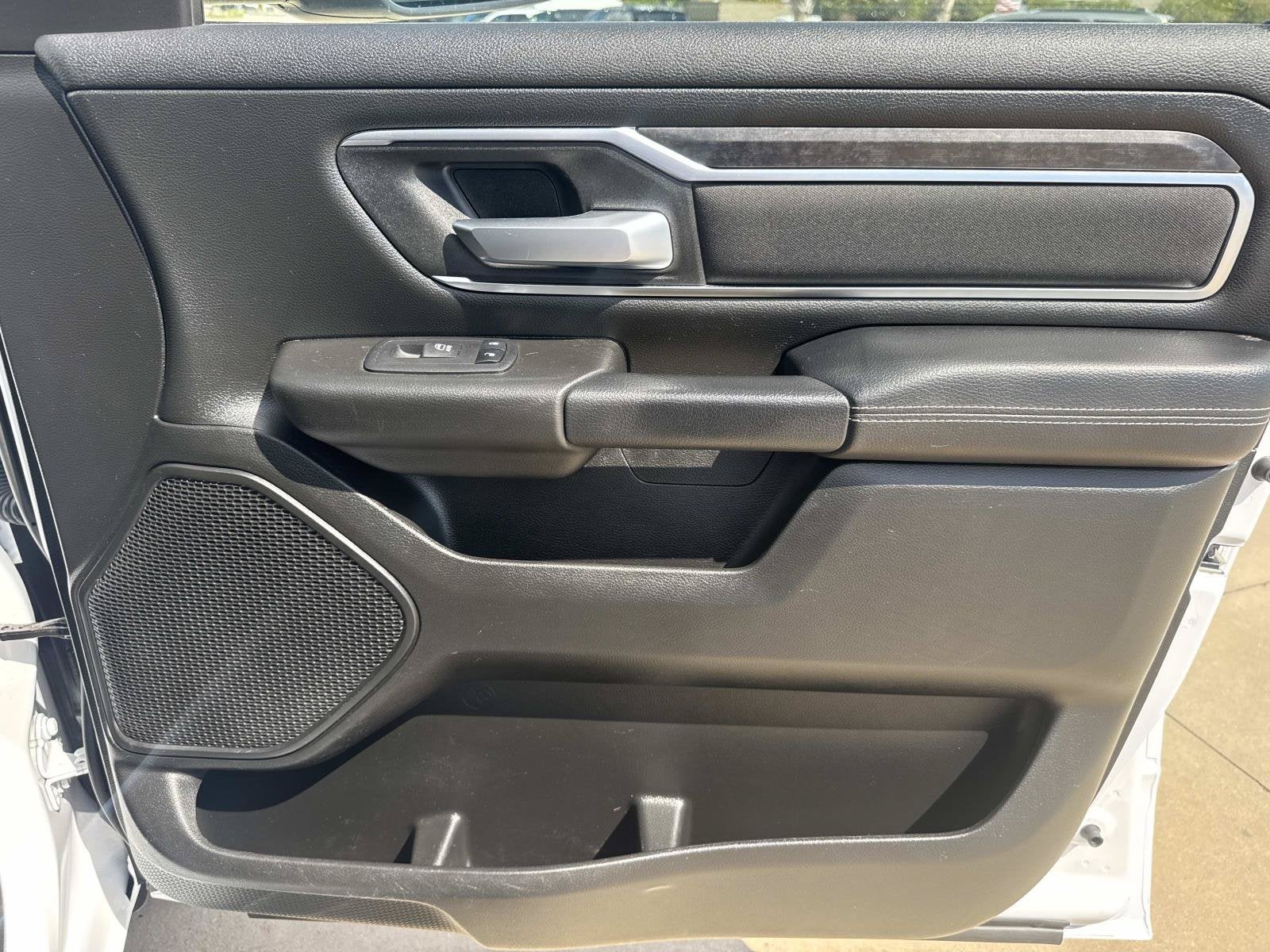 2024 RAM 1500 Big Horn Crew Cab 4x4 5'7' Box