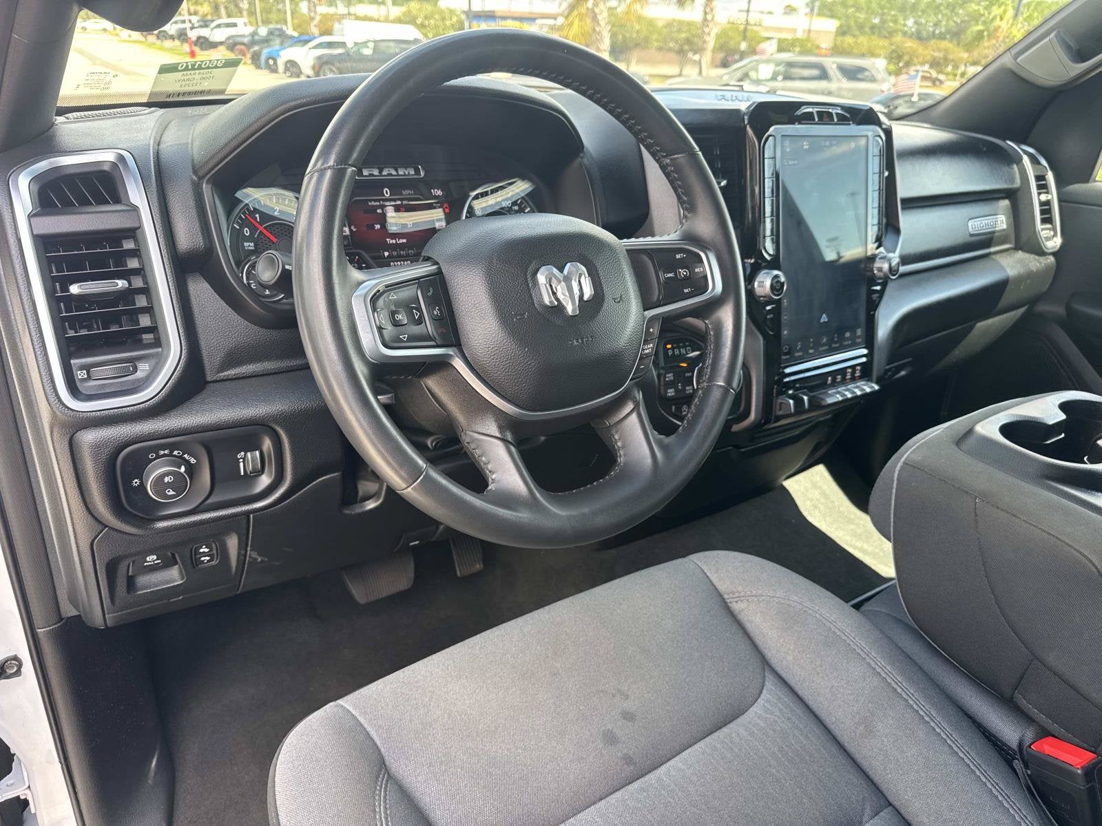 2024 RAM 1500 Big Horn Crew Cab 4x4 5'7' Box