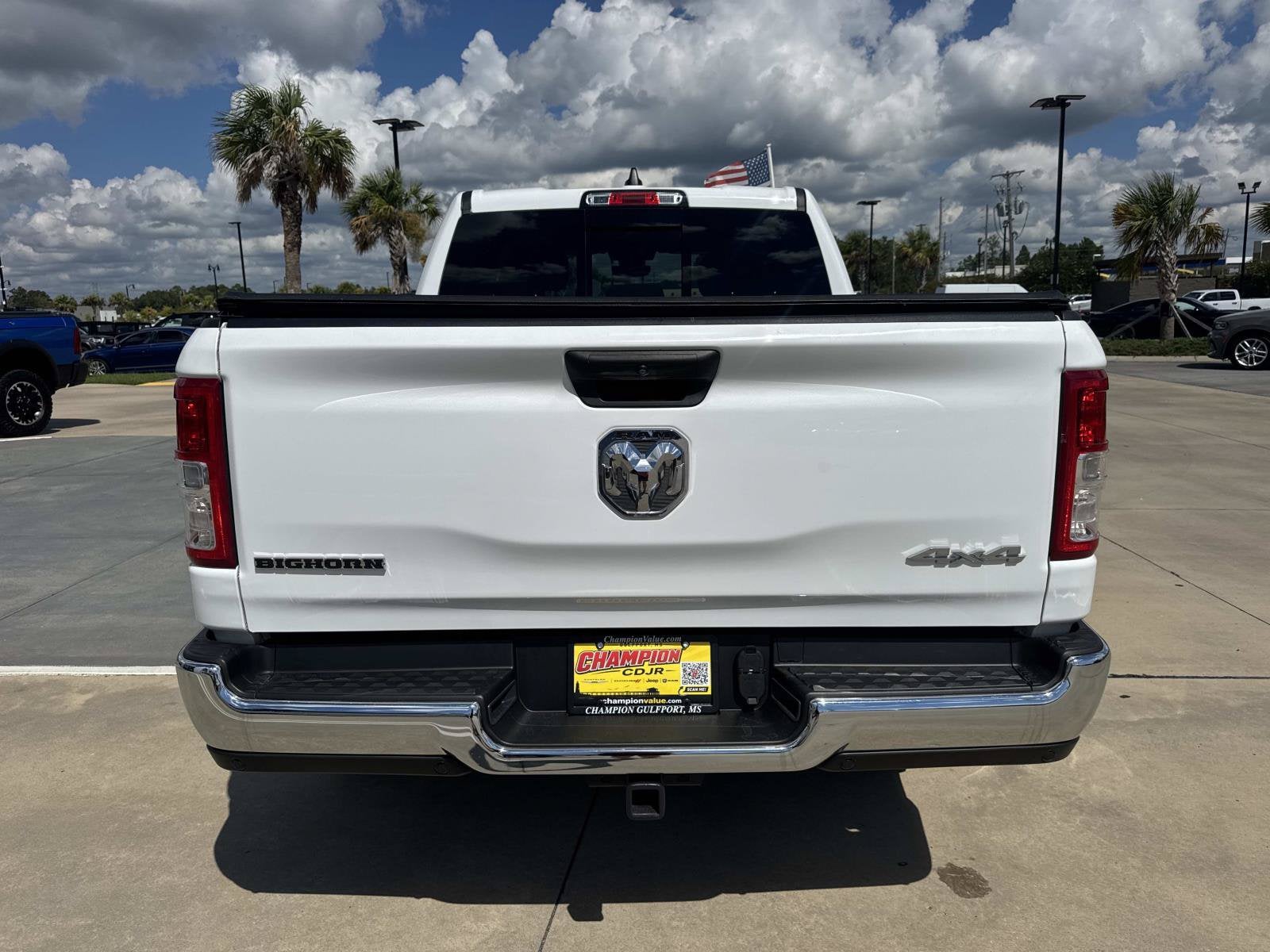 2024 RAM 1500 Big Horn Crew Cab 4x4 5'7' Box