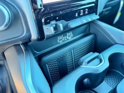 2025 RAM Ram 1500 RAM 1500 BIG HORN CREW CAB 4X4 5'7' BOX