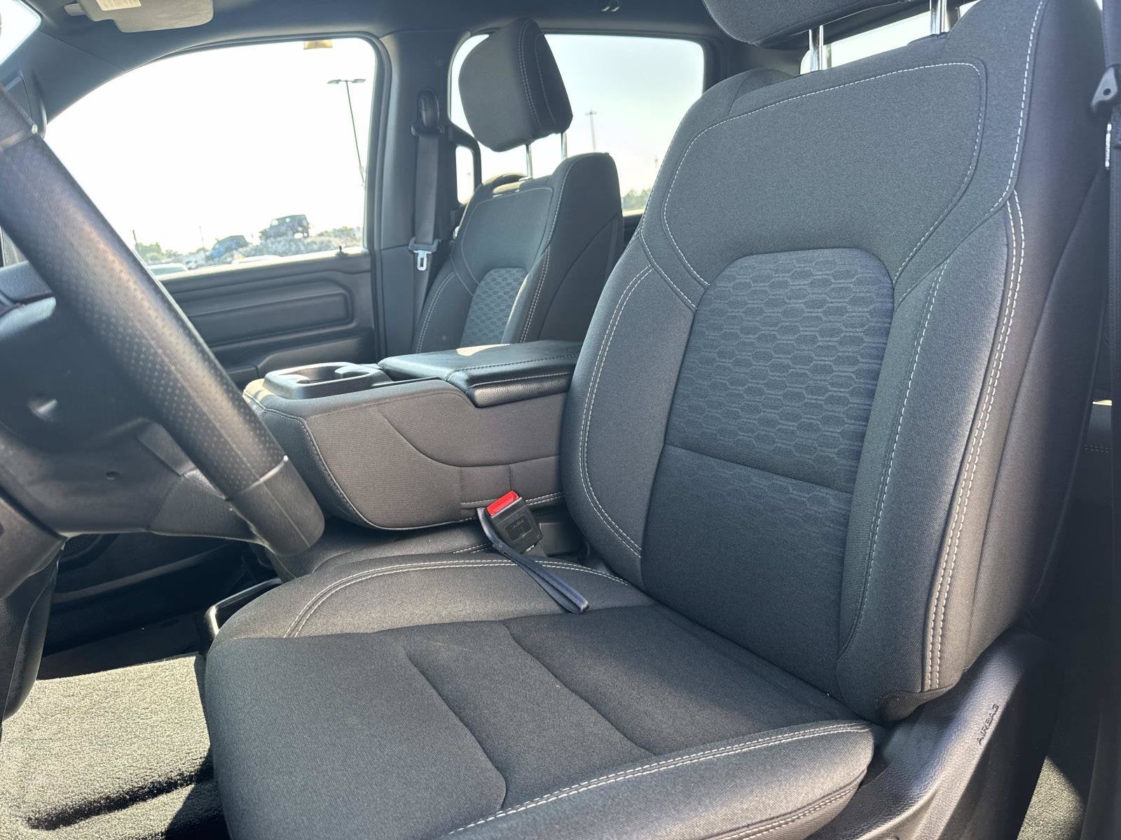 2025 RAM 1500 Tradesman Crew Cab 4x4 5'7' Box