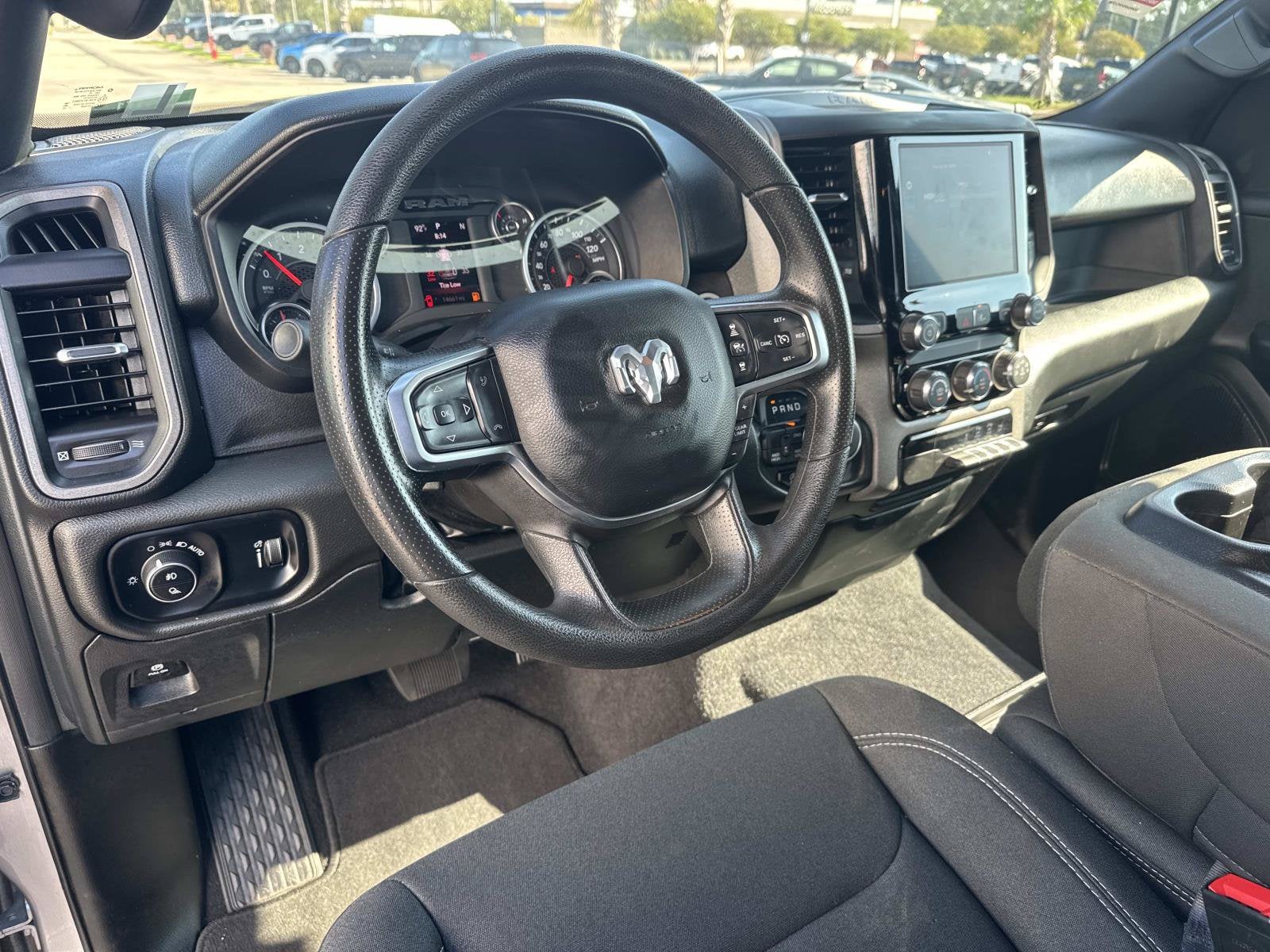 2025 RAM 1500 Tradesman Crew Cab 4x4 5'7' Box