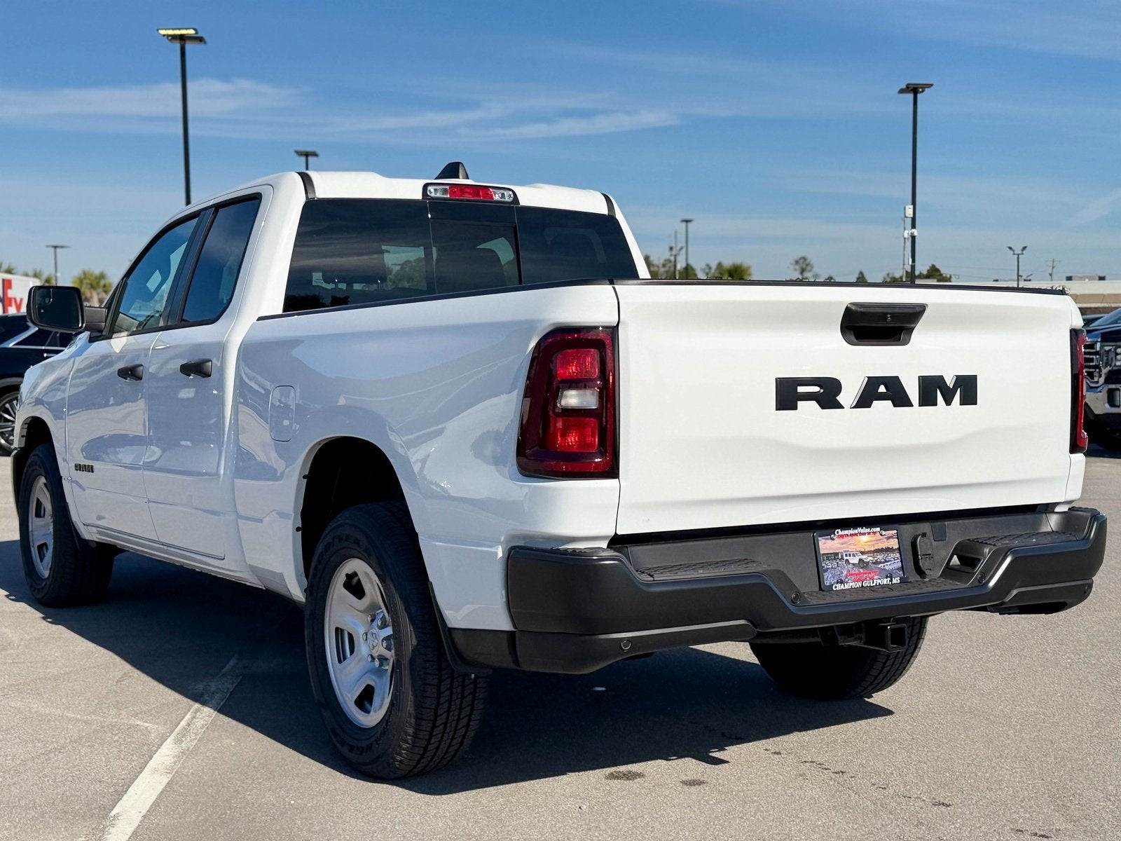 2026 RAM Ram 1500 RAM 1500 TRADESMAN QUAD CAB 4X2 6'4' BOX