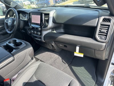 2026 RAM 1500 RAM 1500 EXPRESS QUAD CAB 4X2 6'4' BOX