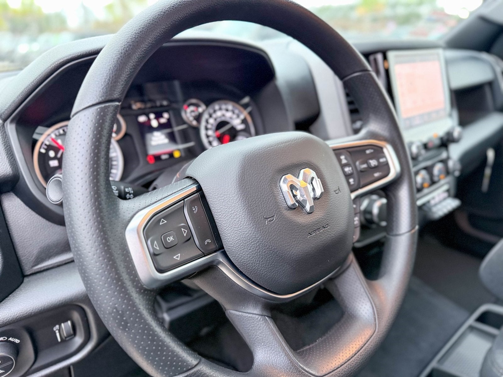 2026 RAM Ram 1500 RAM 1500 EXPRESS QUAD CAB 4X2 6'4' BOX