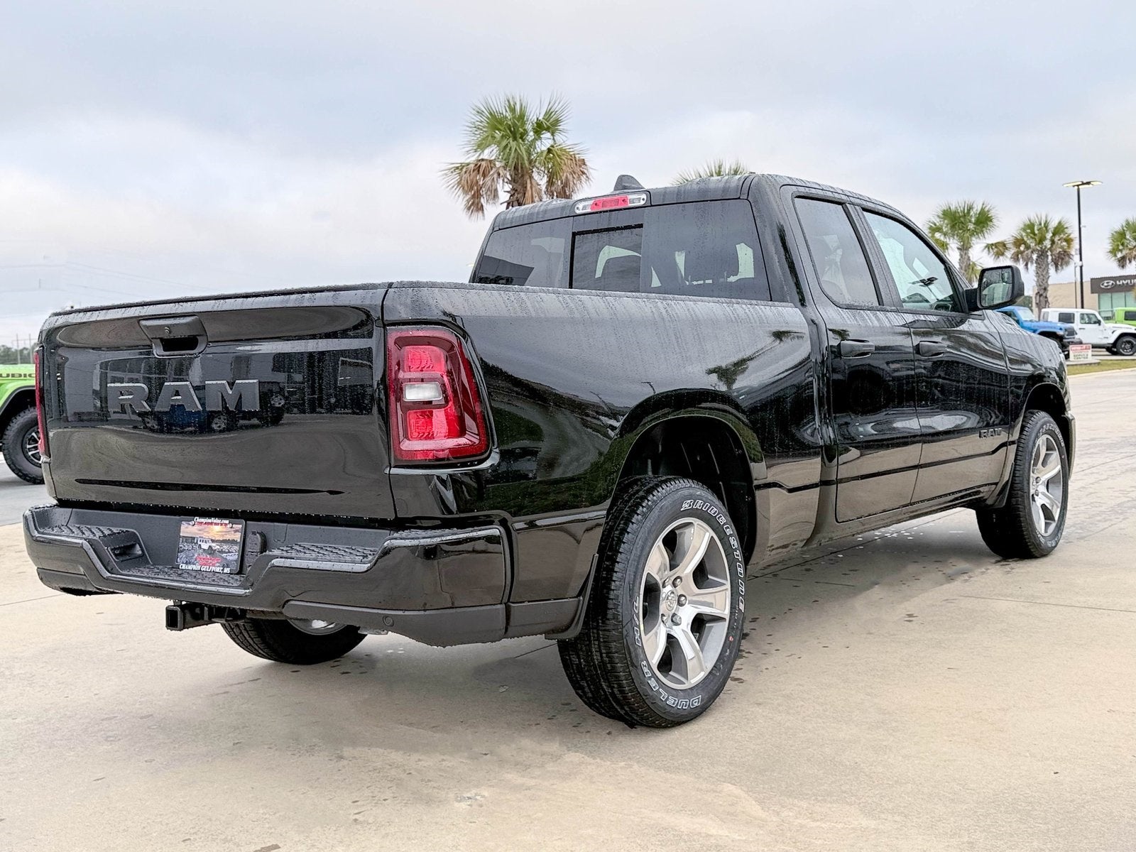 2026 RAM Ram 1500 RAM 1500 EXPRESS QUAD CAB 4X2 6'4' BOX