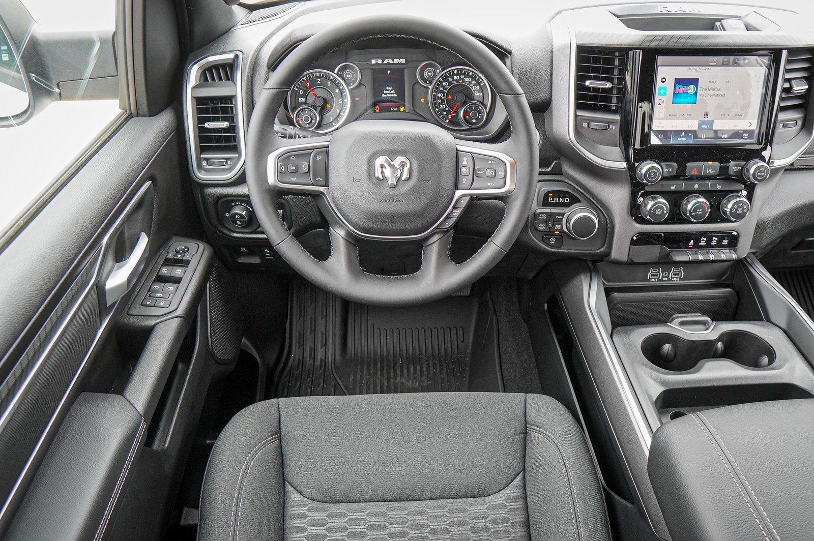 2025 RAM Ram 1500 RAM 1500 BIG HORN CREW CAB 4X4 5'7' BOX