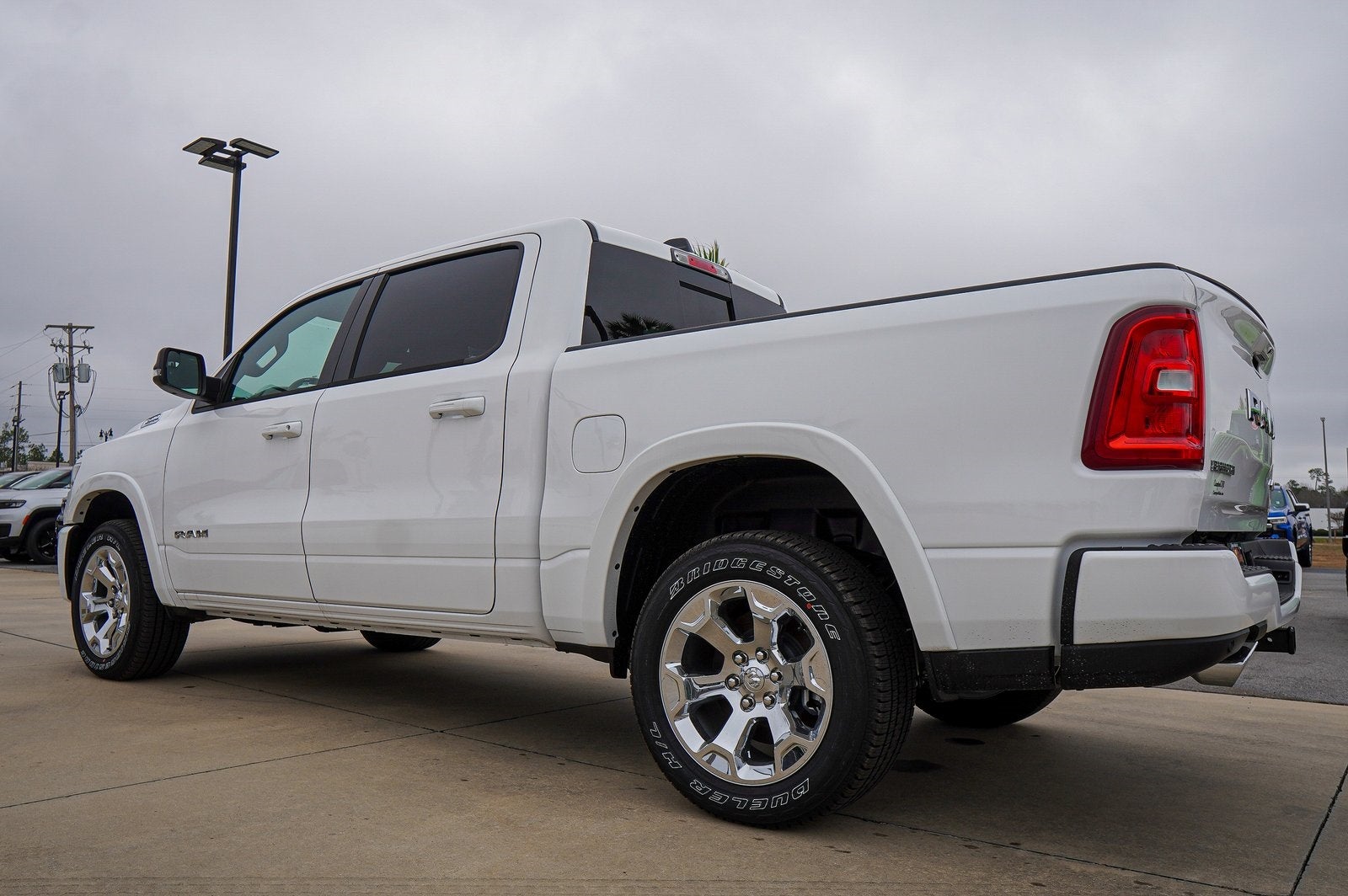 2025 RAM Ram 1500 RAM 1500 BIG HORN CREW CAB 4X4 5'7' BOX