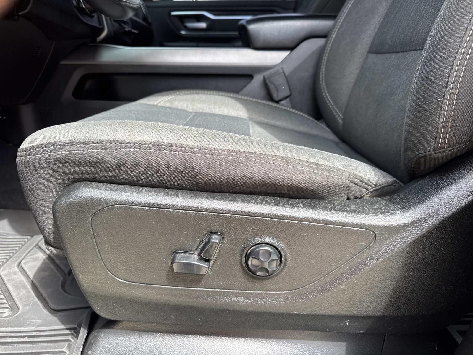 2019 RAM 1500 Big Horn/Lone Star Crew Cab 4x4 5'7' Box