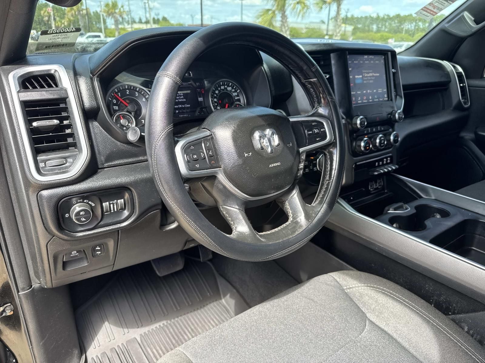 2019 RAM 1500 Big Horn/Lone Star Crew Cab 4x4 5'7' Box