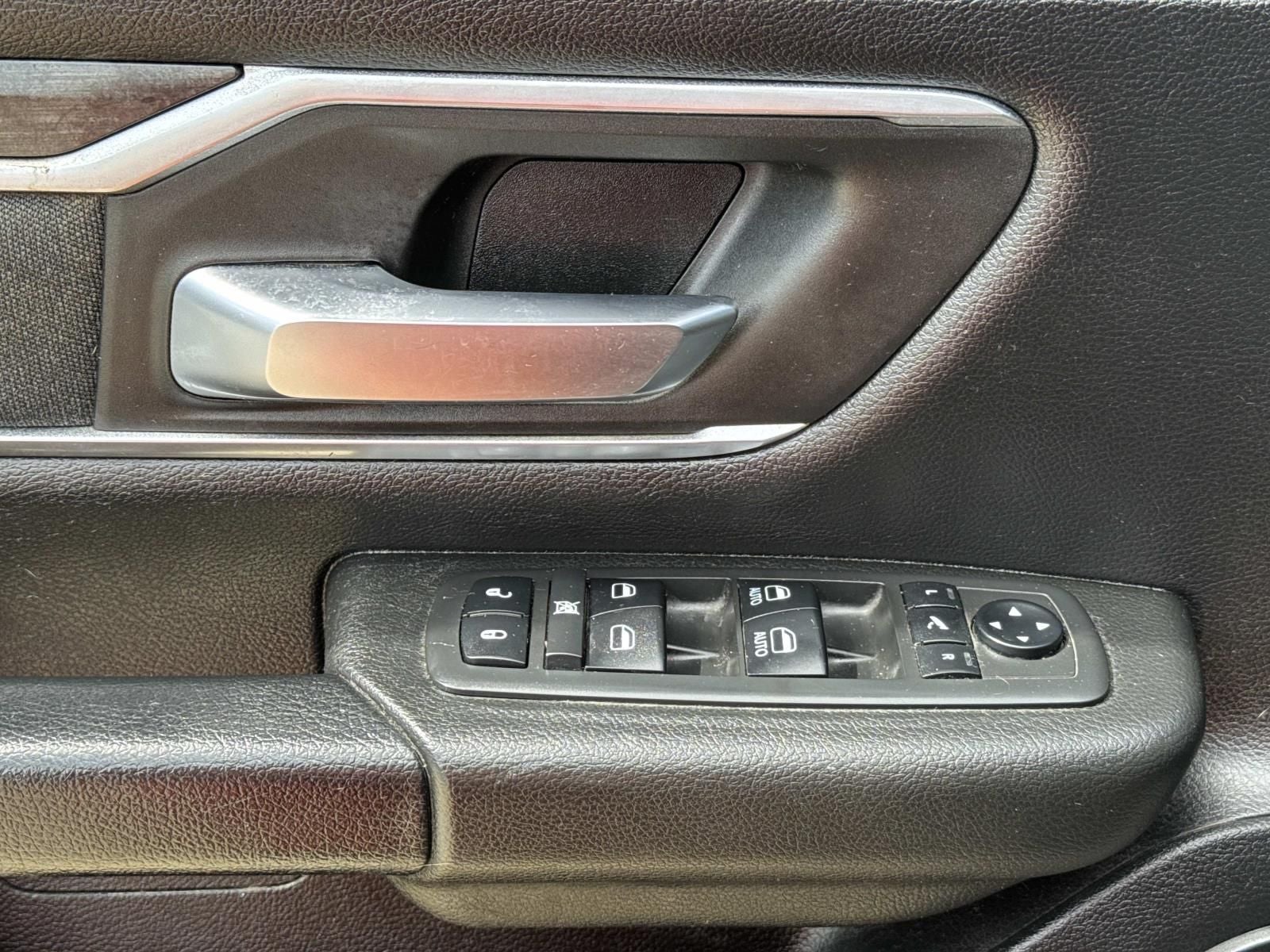 2019 RAM 1500 Big Horn/Lone Star Crew Cab 4x4 5'7' Box