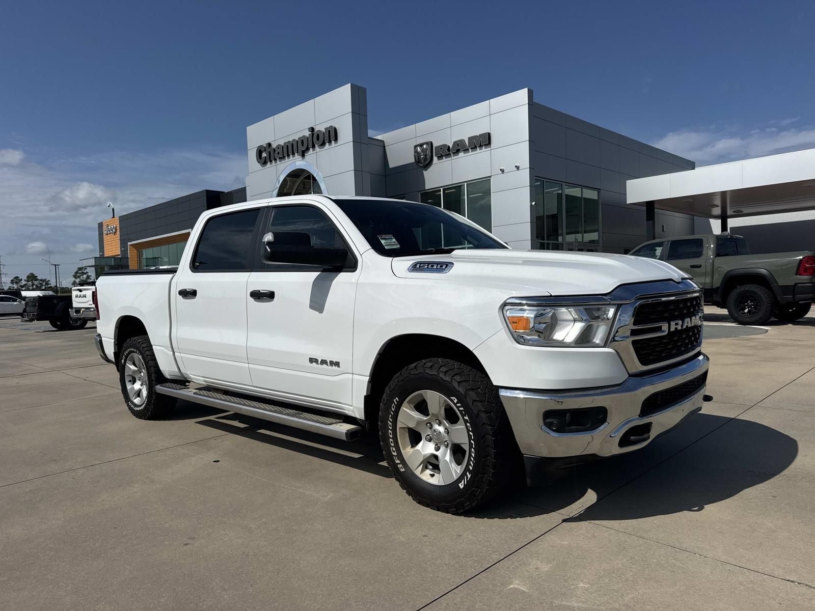 2024 RAM 1500 Big Horn Crew Cab 4x4 5'7' Box