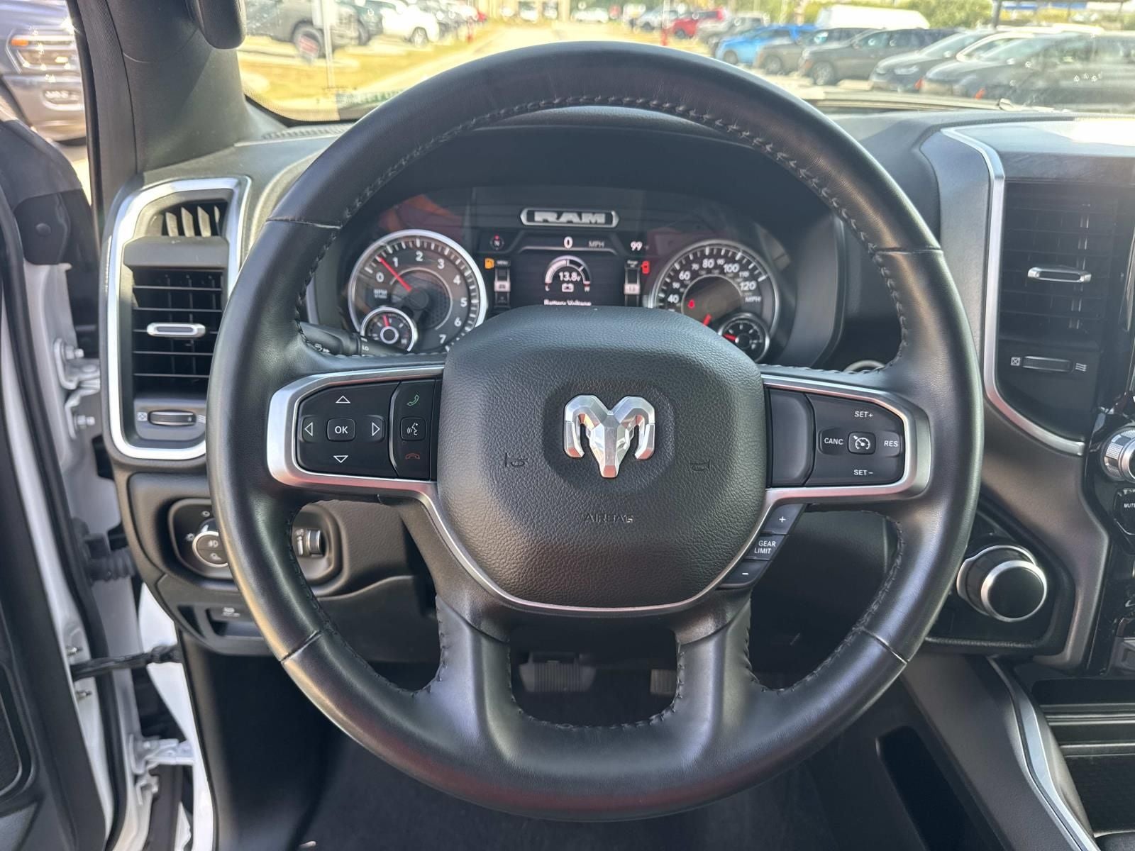 2024 RAM 1500 Big Horn Crew Cab 4x4 5'7' Box
