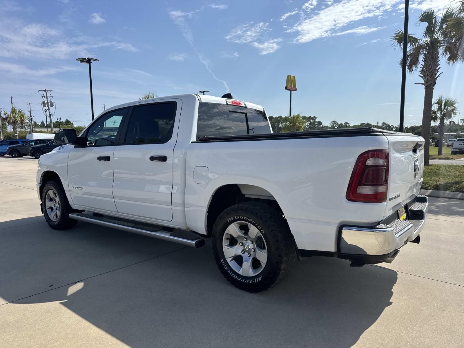 2024 RAM 1500 Big Horn Crew Cab 4x4 5'7' Box