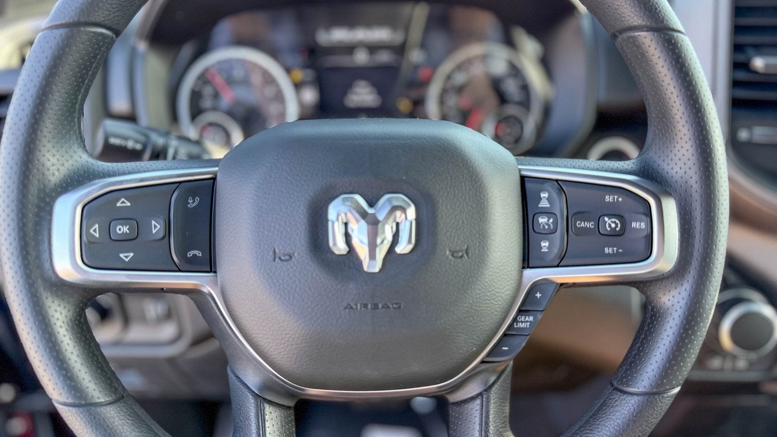 2026 RAM Ram 1500 RAM 1500 WARLOCK CREW CAB 4X4 5'7' BOX