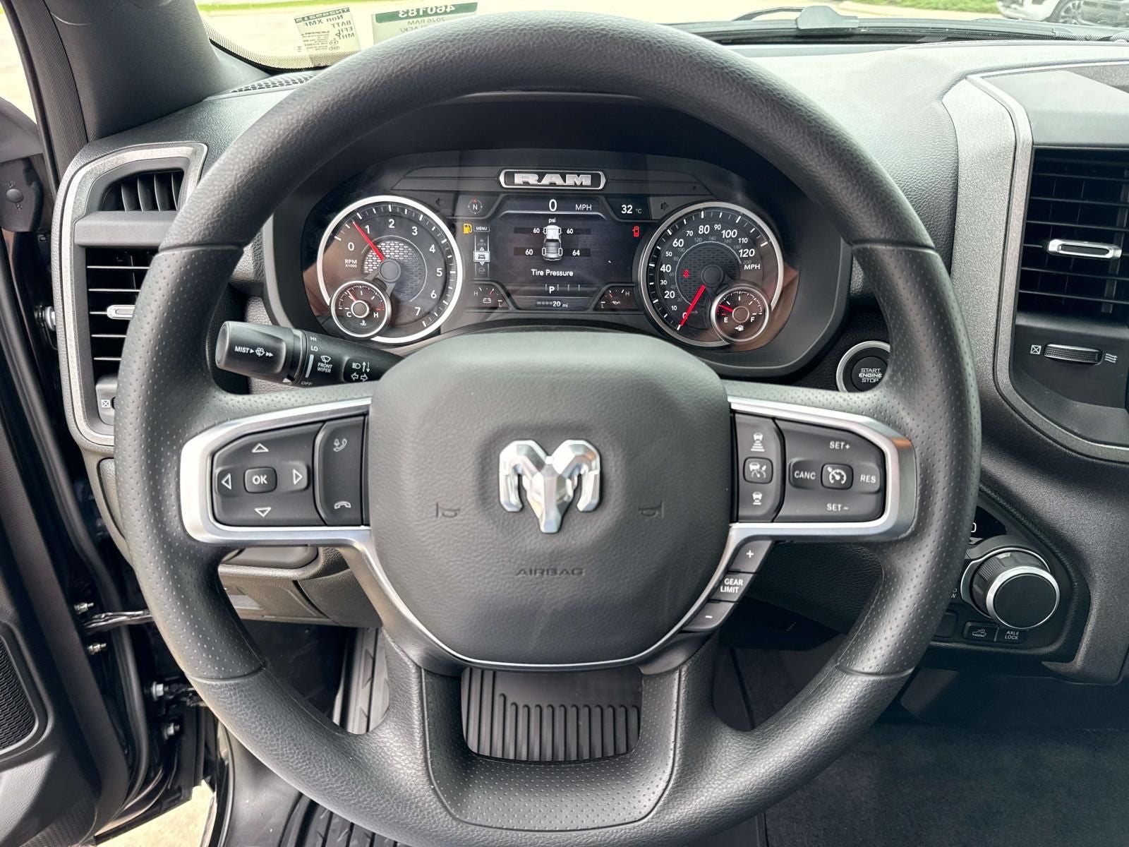 2026 RAM Ram 1500 RAM 1500 WARLOCK CREW CAB 4X4 5'7' BOX