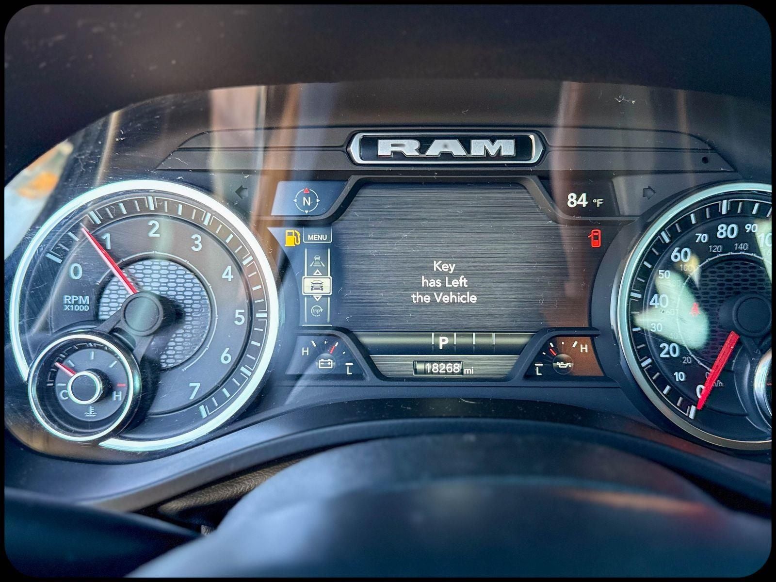 2025 RAM 1500 Warlock Crew Cab 4x4 5'7' Box