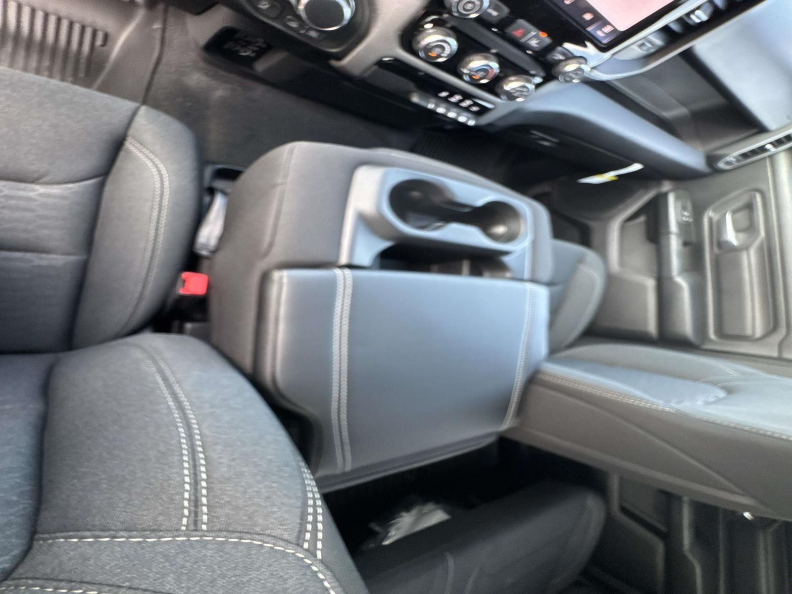 2026 RAM Ram 1500 RAM 1500 WARLOCK CREW CAB 4X4 5'7' BOX