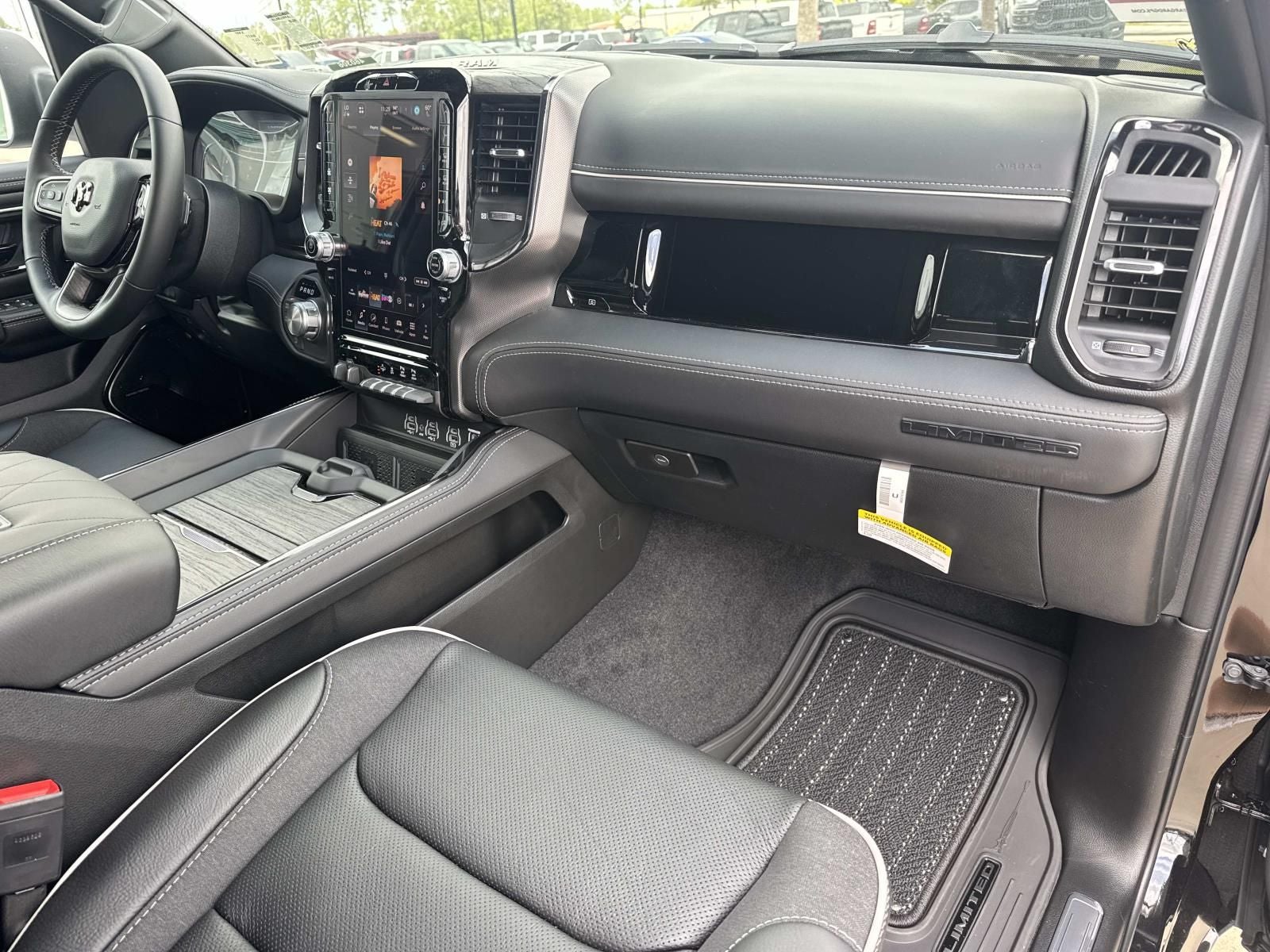 2026 RAM Ram 1500 RAM 1500 LIMITED CREW CAB 4X4 5'7' BOX
