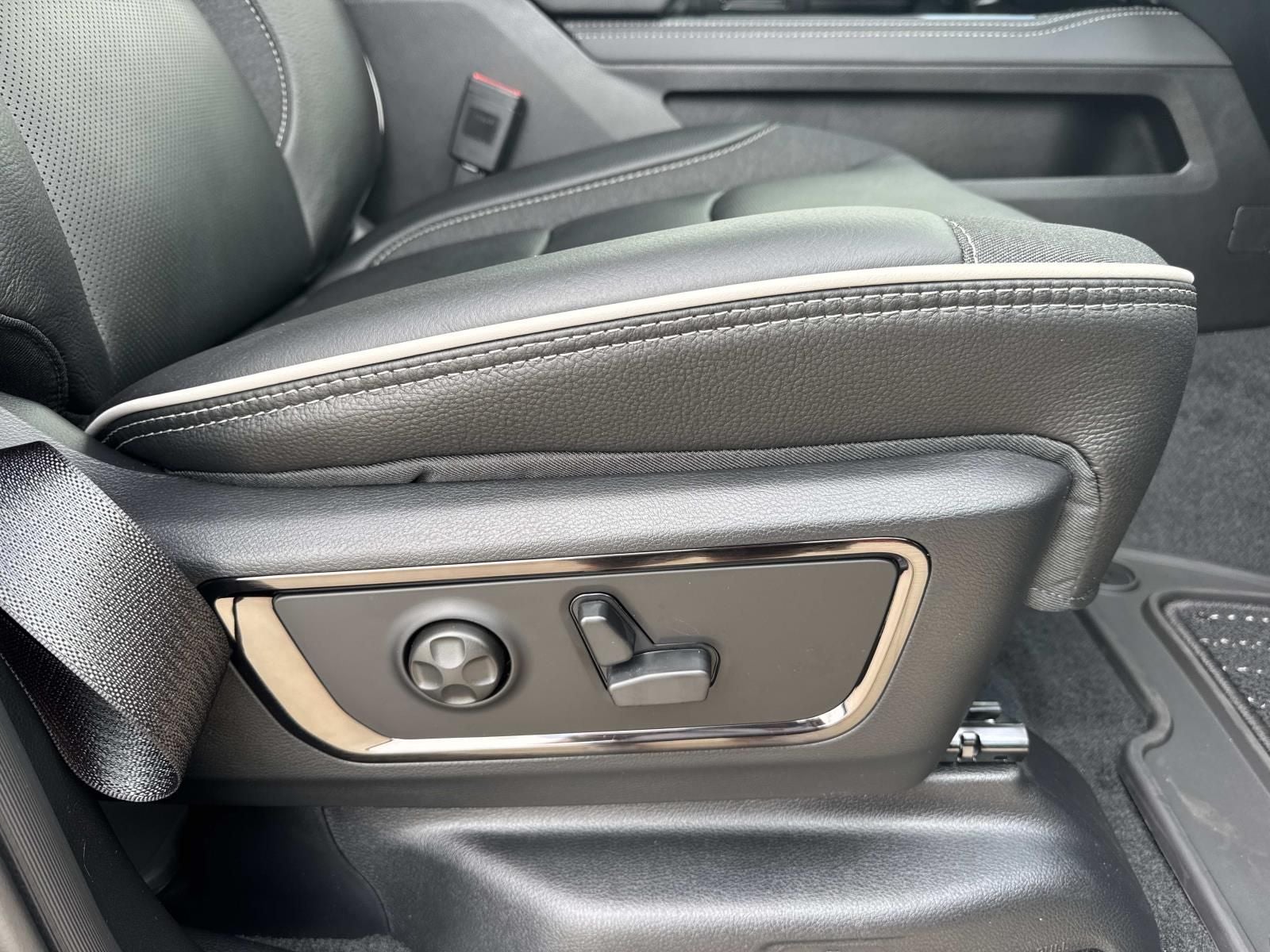 2026 RAM Ram 1500 RAM 1500 LIMITED CREW CAB 4X4 5'7' BOX