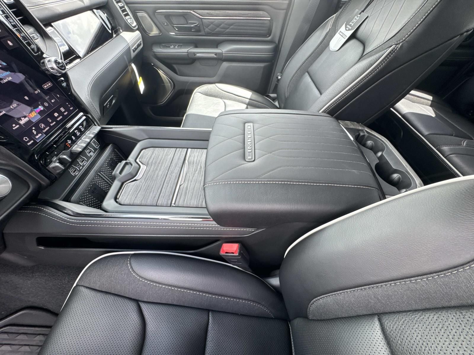 2026 RAM Ram 1500 RAM 1500 LIMITED CREW CAB 4X4 5'7' BOX