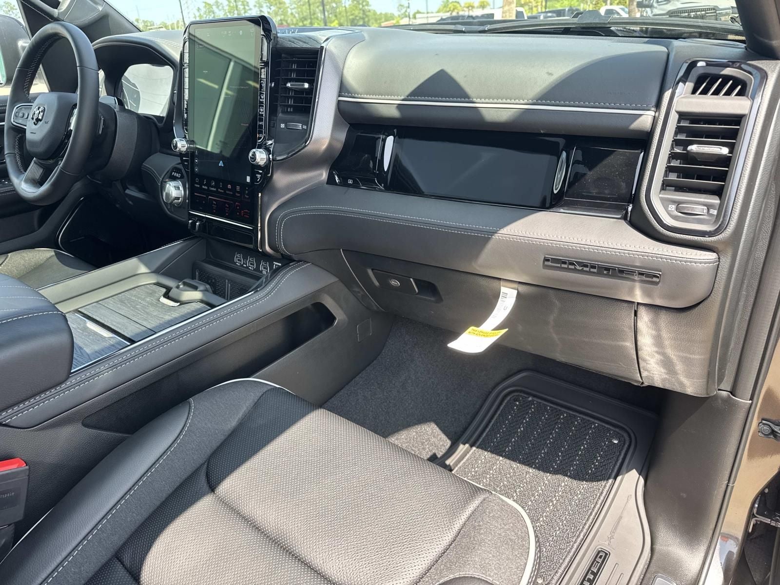 2026 RAM Ram 1500 RAM 1500 LIMITED CREW CAB 4X4 5'7' BOX