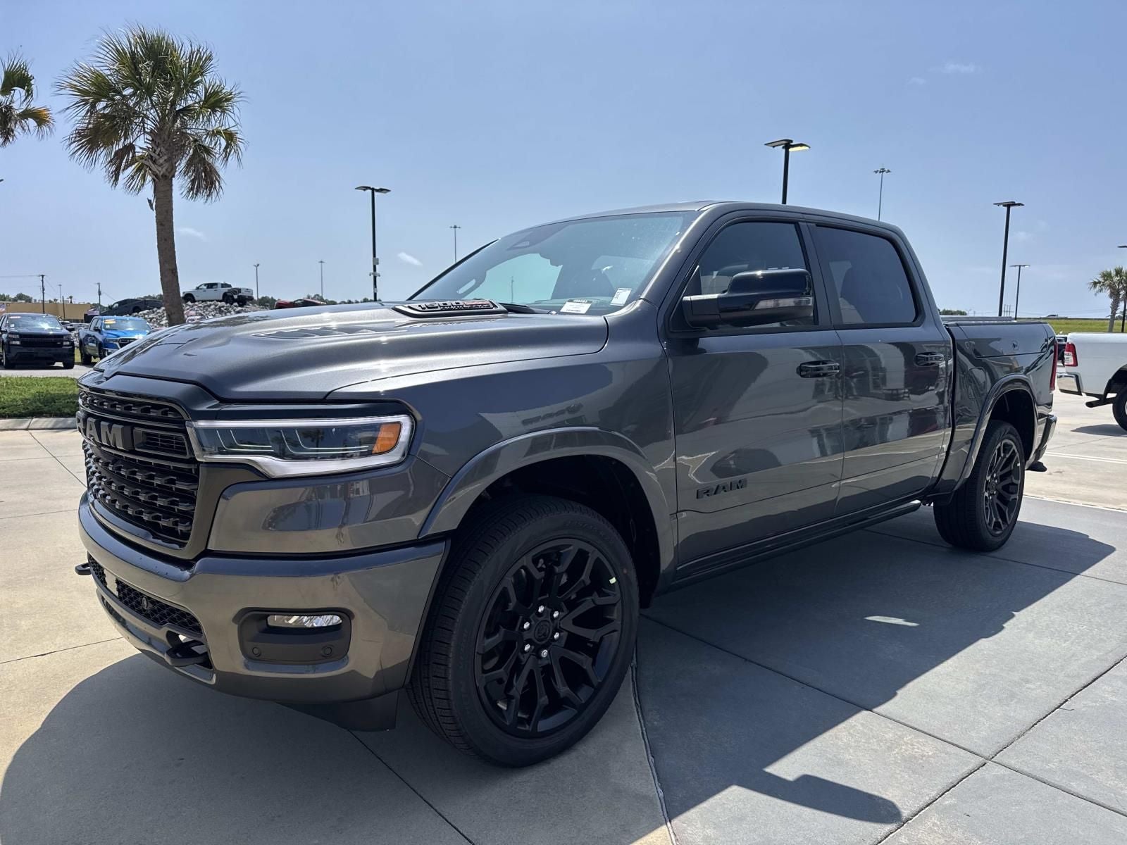2026 RAM Ram 1500 RAM 1500 LIMITED CREW CAB 4X4 5'7' BOX