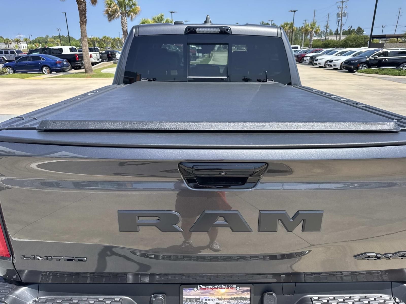 2026 RAM Ram 1500 RAM 1500 LIMITED CREW CAB 4X4 5'7' BOX