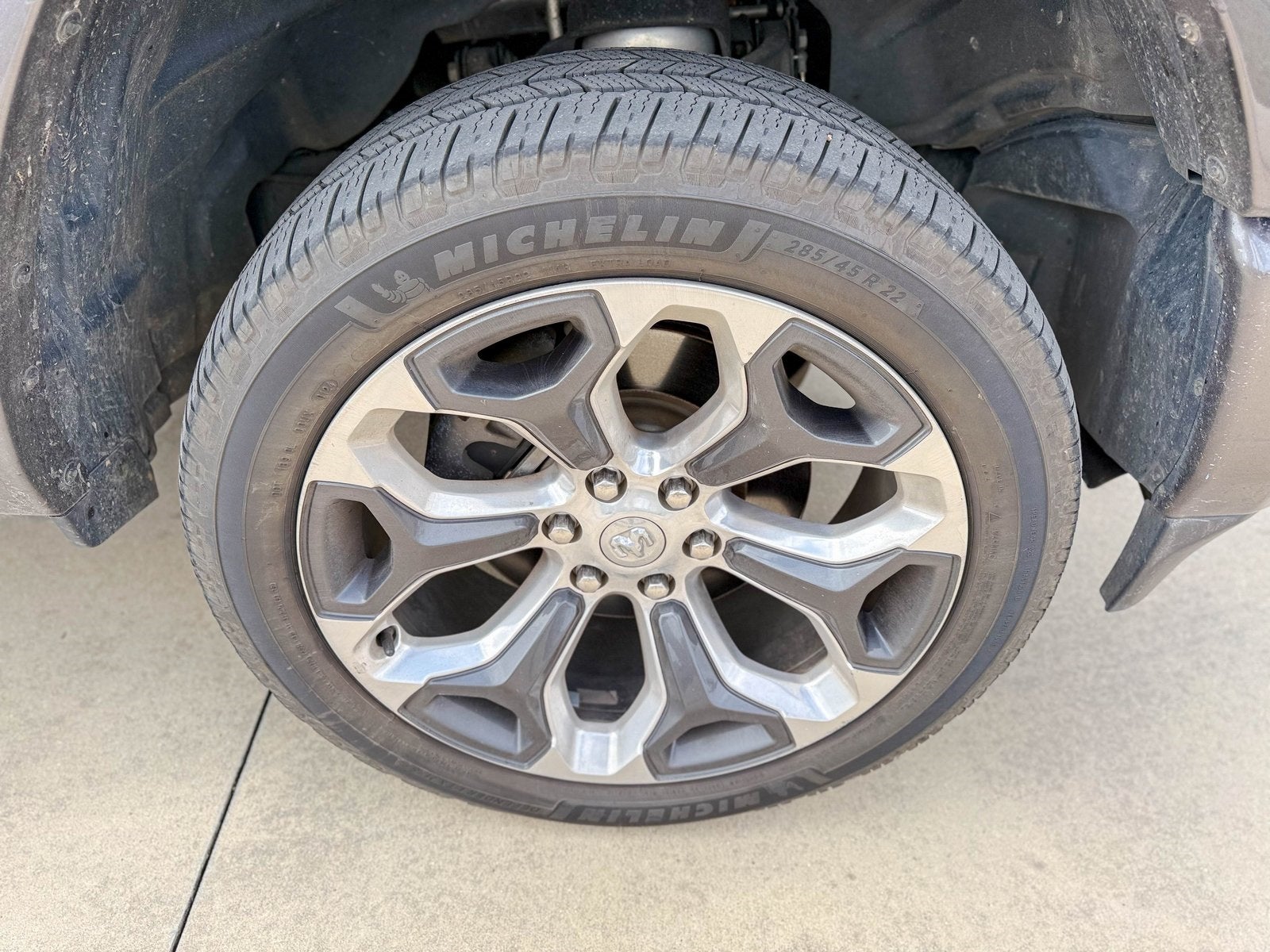 2020 RAM 1500 Limited Crew Cab 4x4 5'7' Box