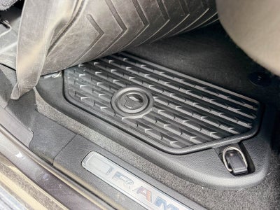 2020 RAM 1500 Limited Crew Cab 4x4 5'7' Box