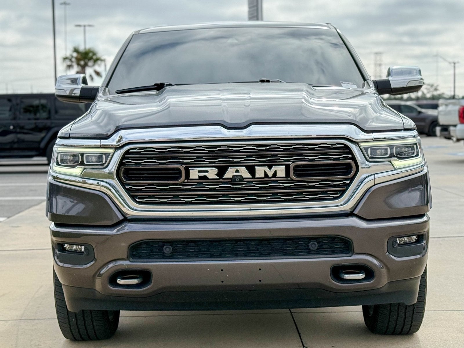 2020 RAM 1500 Limited Crew Cab 4x4 5'7' Box