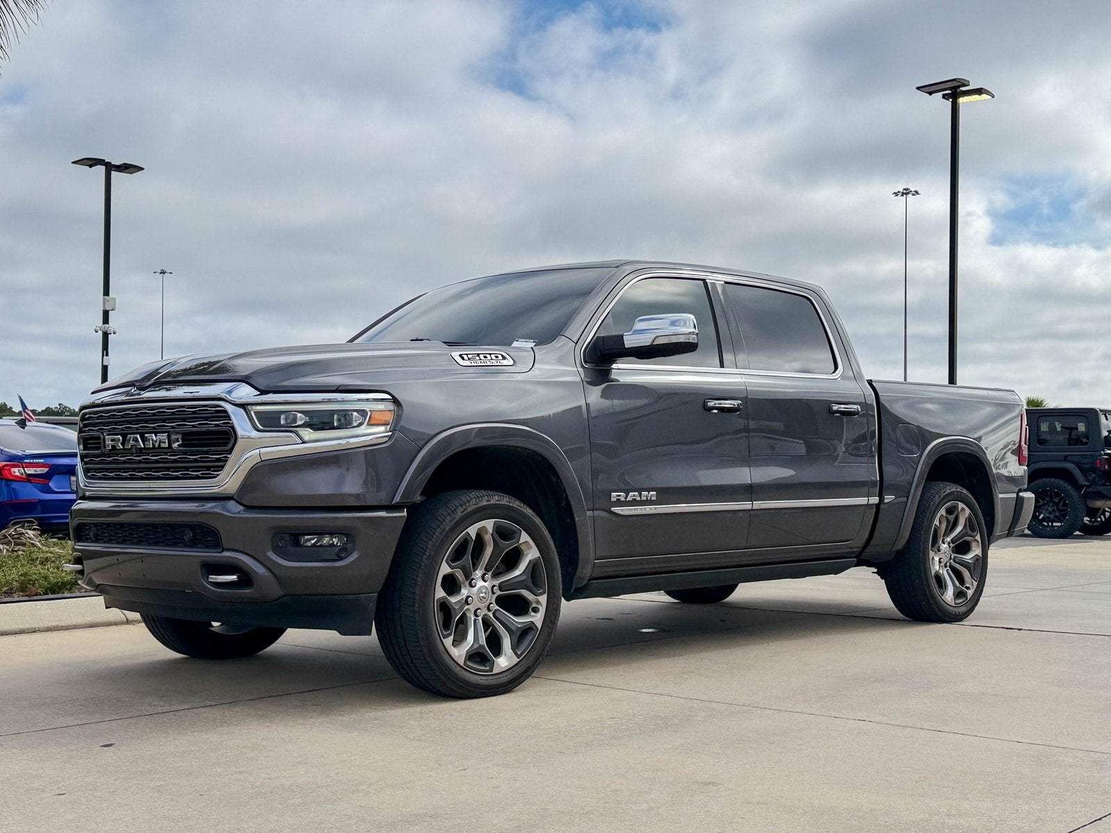 2020 RAM 1500 Limited Crew Cab 4x4 5'7' Box