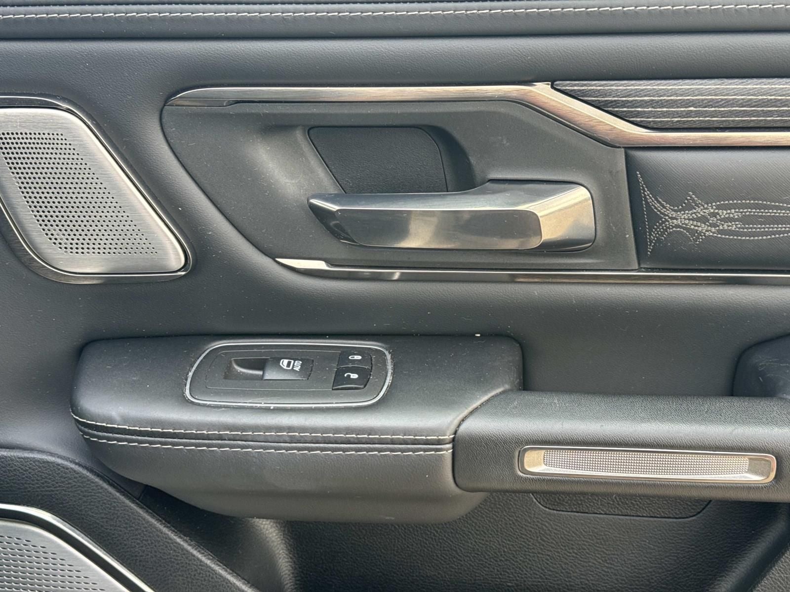 2021 RAM 1500 Limited Crew Cab 4x4 5'7' Box