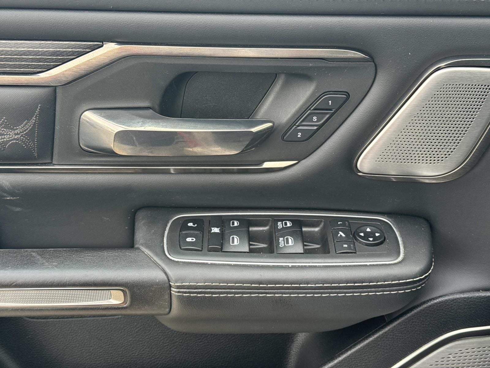 2021 RAM 1500 Limited Crew Cab 4x4 5'7' Box