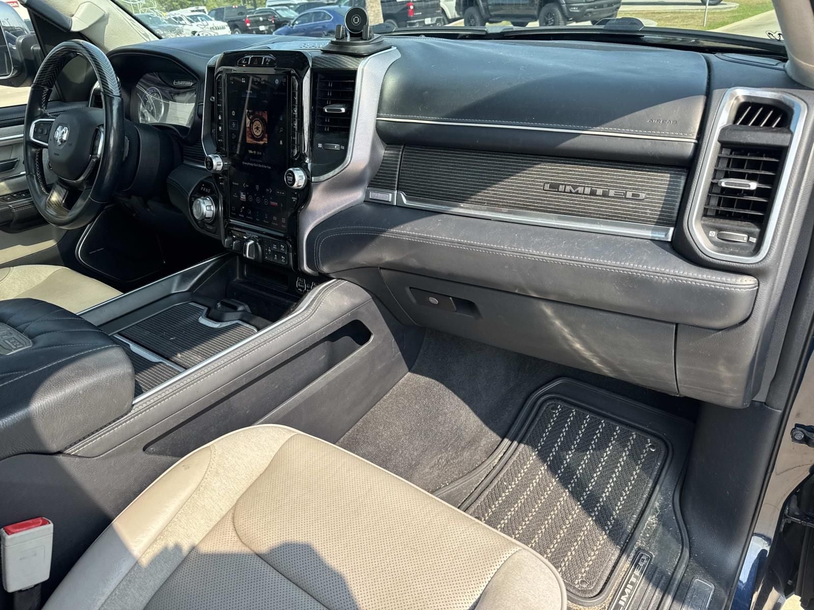 2022 RAM 1500 Limited Crew Cab 4x4 5'7' Box