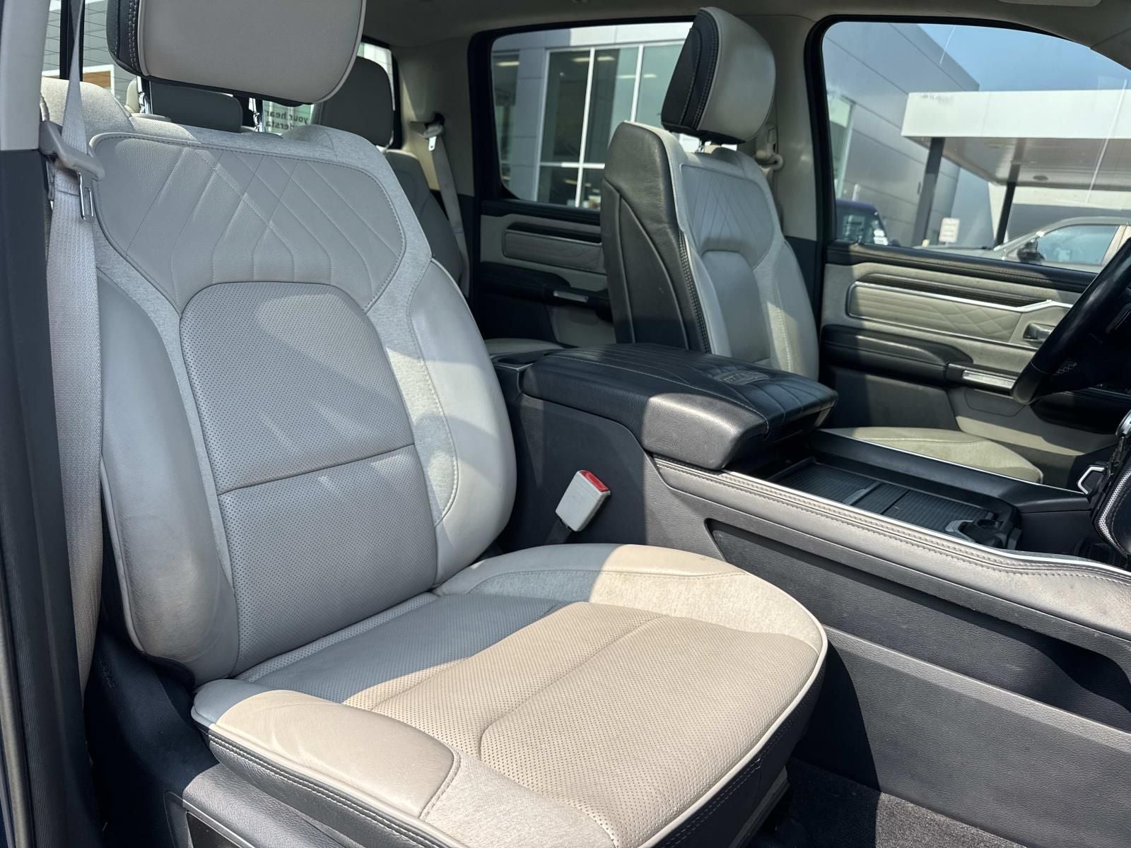 2022 RAM 1500 Limited Crew Cab 4x4 5'7' Box