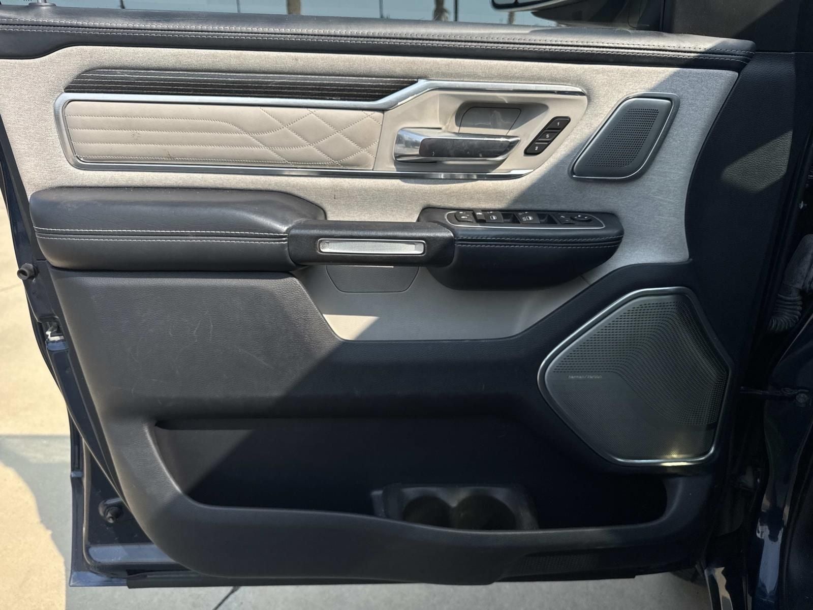 2022 RAM 1500 Limited Crew Cab 4x4 5'7' Box