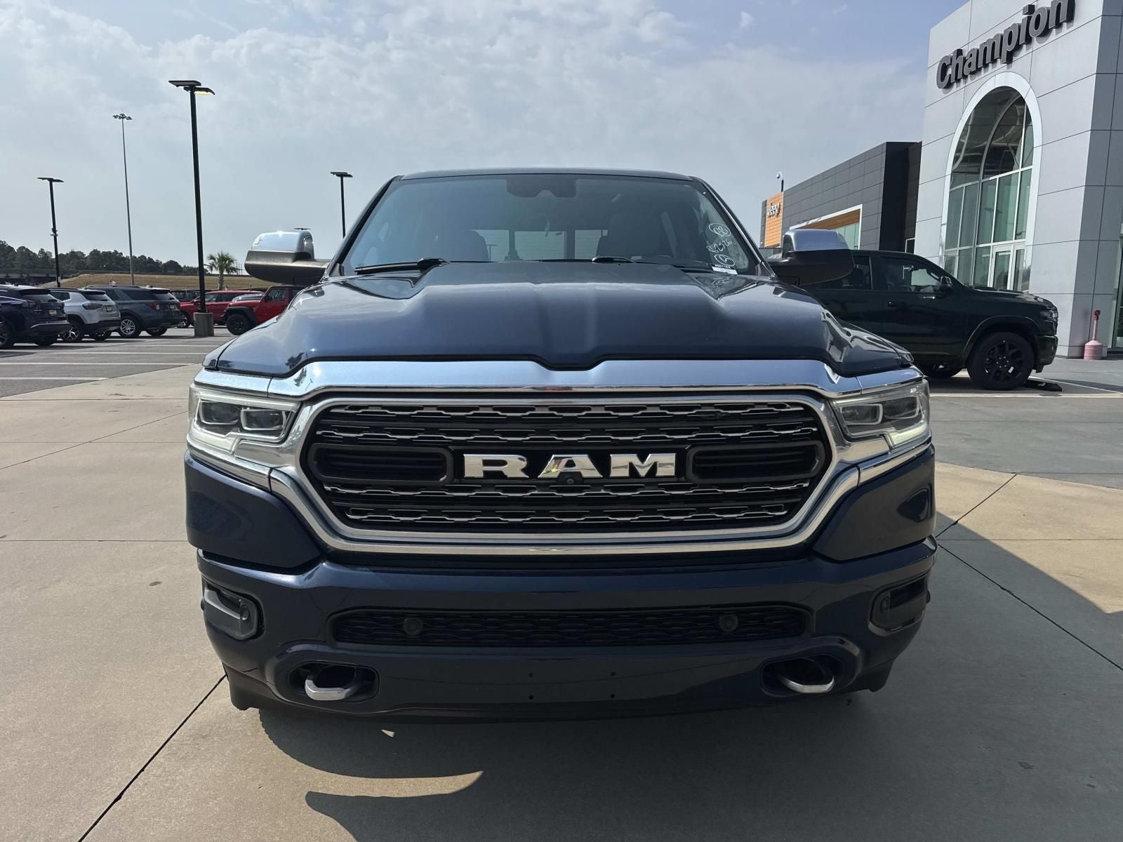 2022 RAM 1500 Limited Crew Cab 4x4 5'7' Box