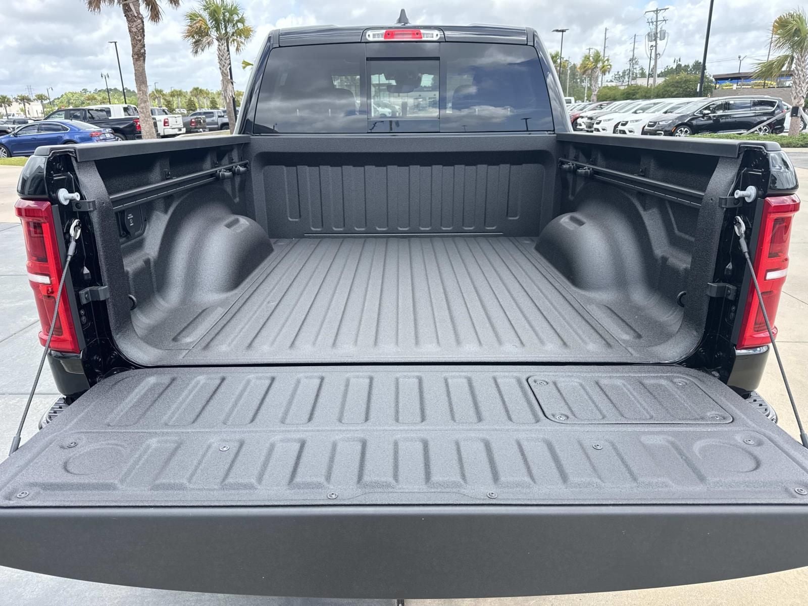 2026 RAM Ram 1500 RAM 1500 LIMITED LONGHORN CREW CAB 4X4 5'7' BOX