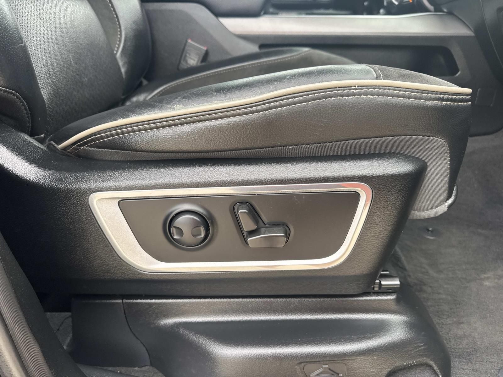 2023 RAM 1500 Laramie Crew Cab 4x4 5'7' Box