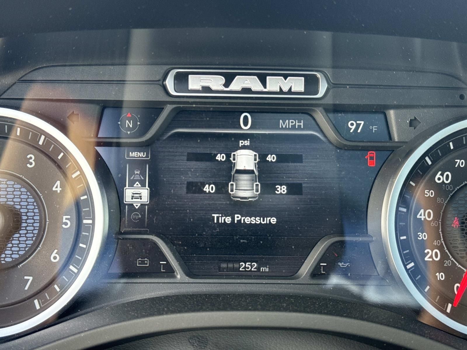 2026 RAM Ram 1500 RAM 1500 LARAMIE CREW CAB 4X4 5'7' BOX