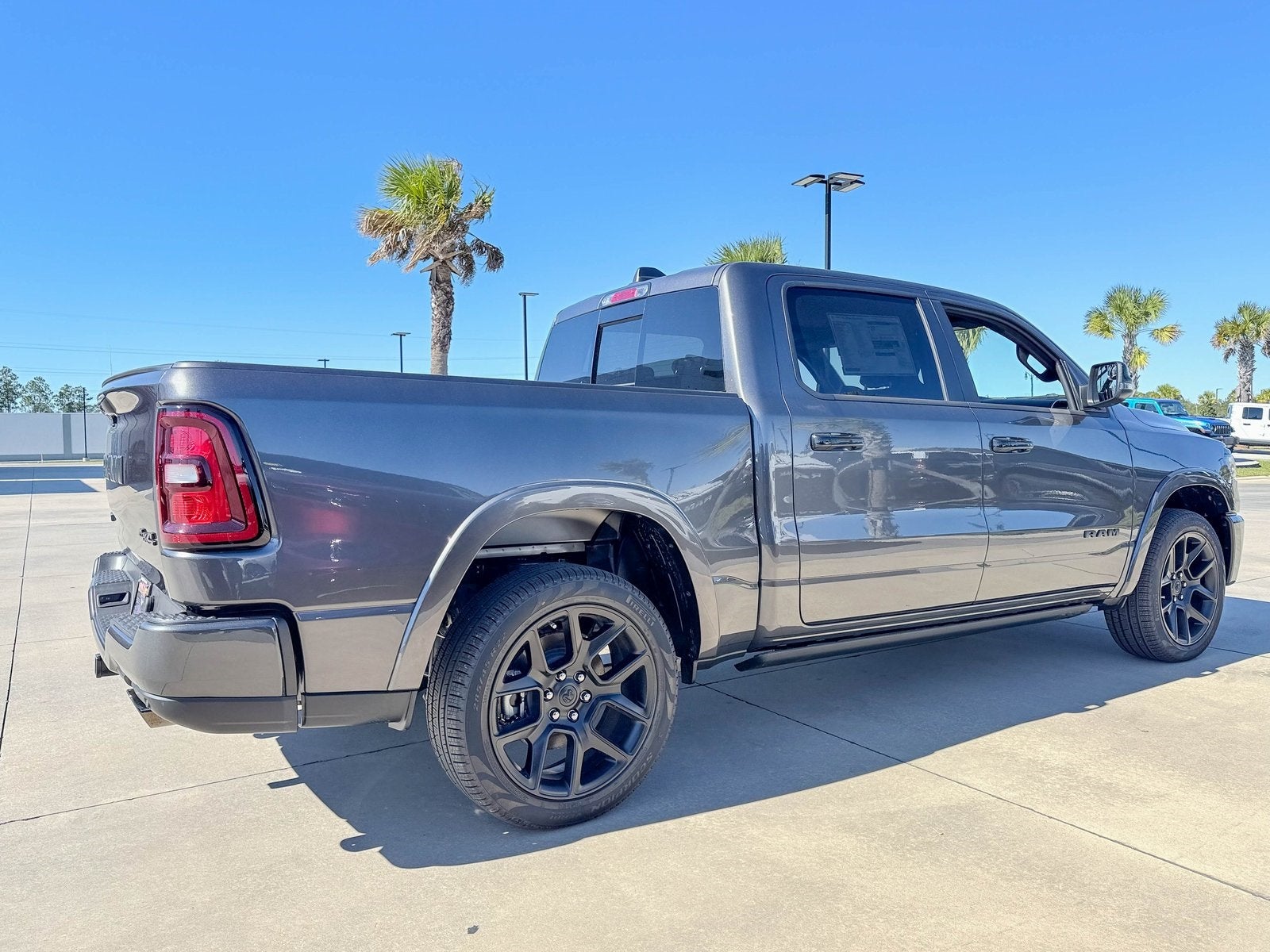 2026 RAM Ram 1500 RAM 1500 LARAMIE CREW CAB 4X4 5'7' BOX