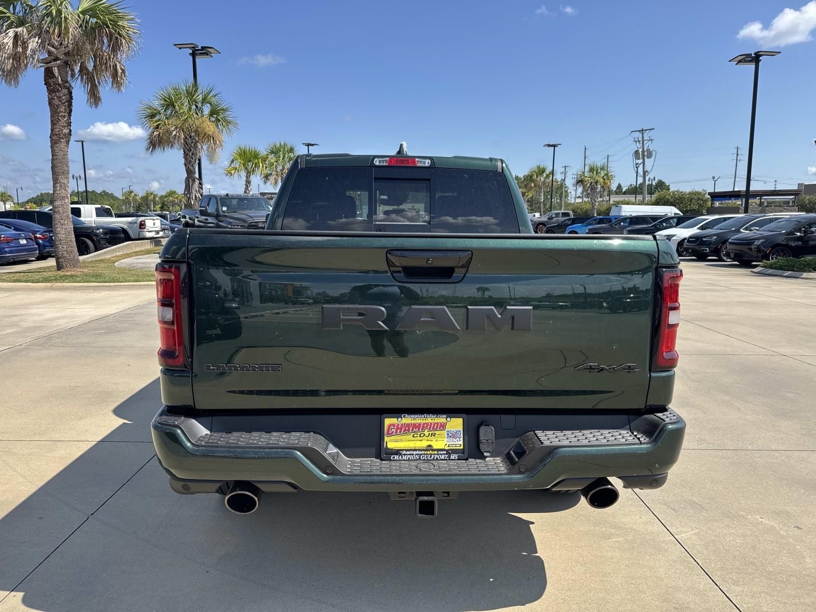 2026 RAM Ram 1500 RAM 1500 LARAMIE CREW CAB 4X4 5'7' BOX